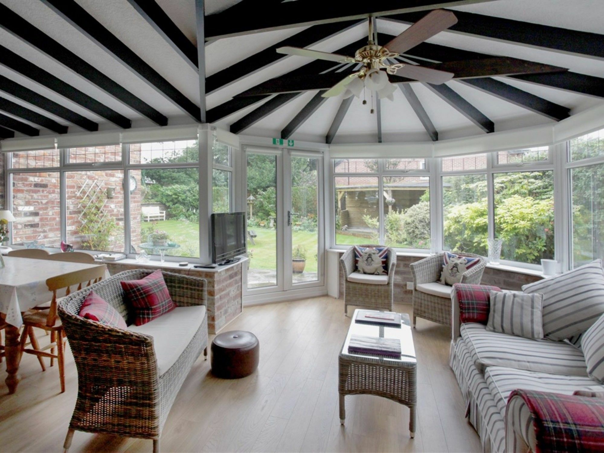 The Hinton Guest House Knutsford Bagian luar foto
