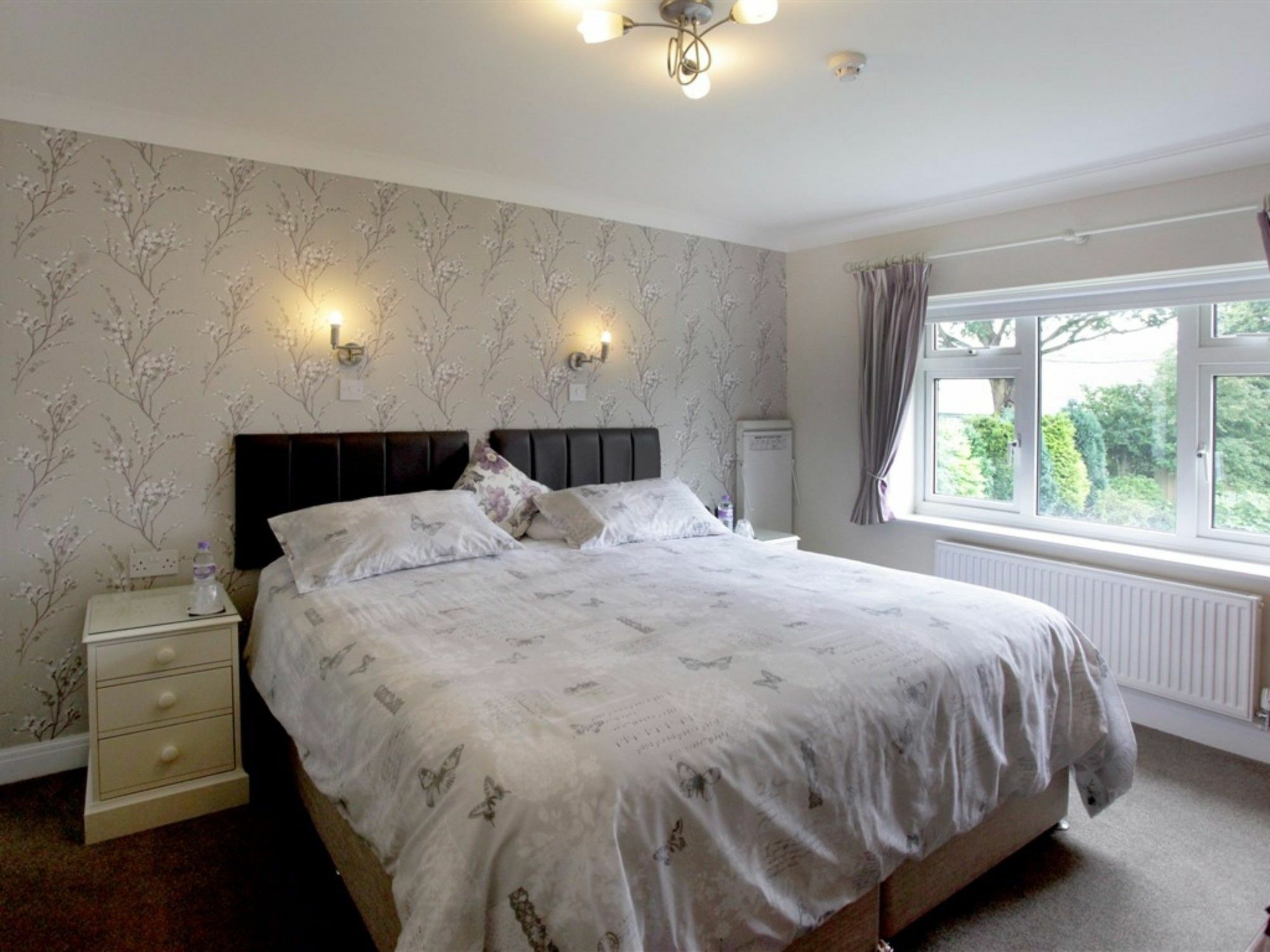 The Hinton Guest House Knutsford Bagian luar foto